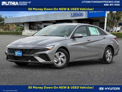New 2025 Hyundai Elantra SE