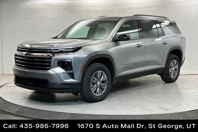 New 2025 Chevrolet Traverse LT w/ Driver Confidence Package