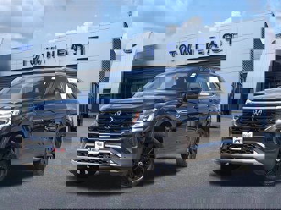Used 2024 Volkswagen Atlas Cross Sport SE