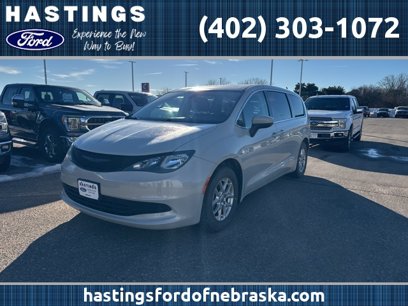 Used 2017 Chrysler Pacifica Touring
