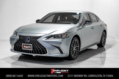 Used 2022 Lexus ES 300h w/ Premium Package