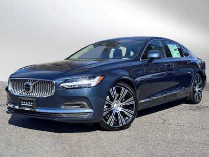New 2025 Volvo S90 B6 Plus w/ Protection Package Premier