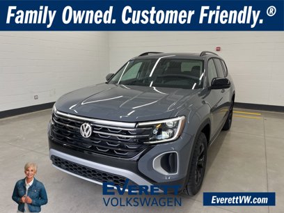 New 2025 Volkswagen Atlas Peak Edition SE