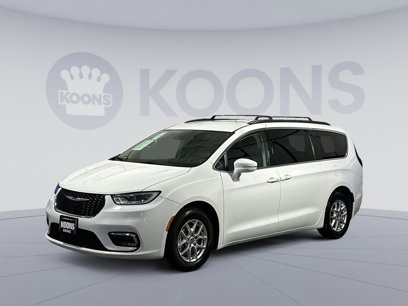 Used 2022 Chrysler Pacifica Touring-L