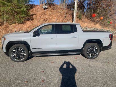 New 2025 GMC Sierra EV Denali