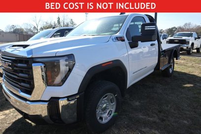New 2024 GMC Sierra 2500 Pro w/ Convenience Package