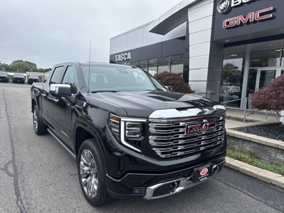 New 2025 GMC Sierra 1500 Denali w/ Denali Reserve Package