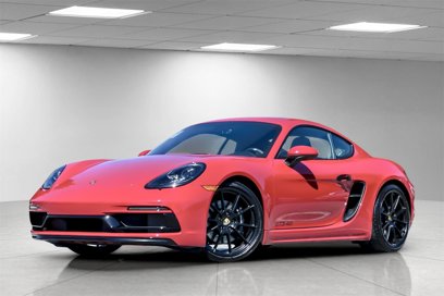 Certified 2025 Porsche 718 Cayman GT4