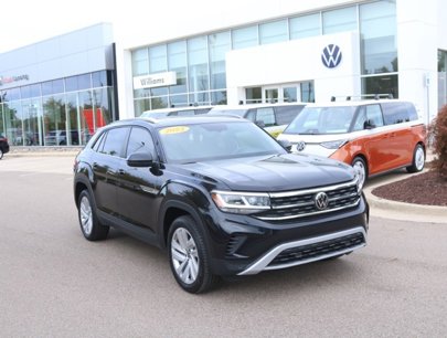 Used 2023 Volkswagen Atlas Cross Sport SE w/ Panoramic Sunroof Package