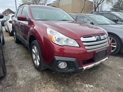 Used 2013 Subaru Outback 3.6R Limited w/ Moonroof Pkg