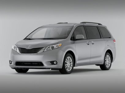 Used 2011 Toyota Sienna SE