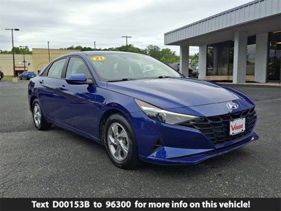 Used 2021 Hyundai Elantra SE w/ Cargo Package