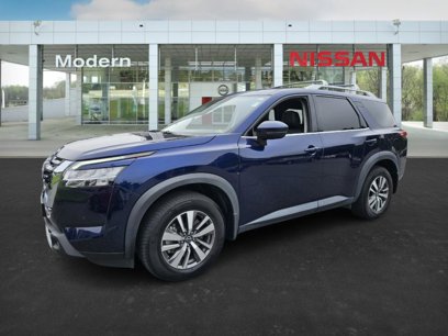 Certified 2022 Nissan Pathfinder SL