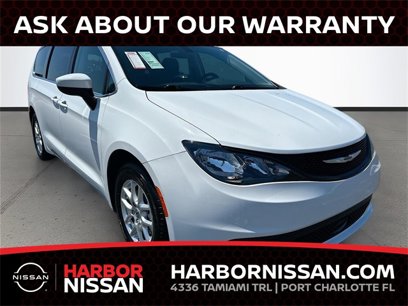 Used 2022 Chrysler Voyager LX