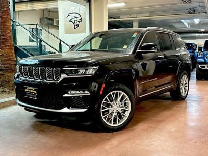 Used 2023 Jeep Grand Cherokee Summit w/ Advanced Protech Group IV