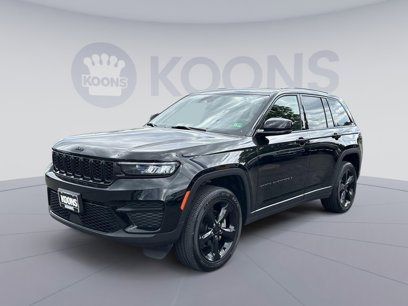 Used 2023 Jeep Grand Cherokee Altitude