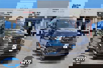 New 2025 Chrysler Pacifica Limited
