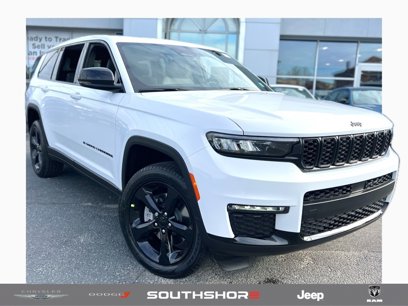 New 2025 Jeep Grand Cherokee L Limited w/ Black Appearance Package
