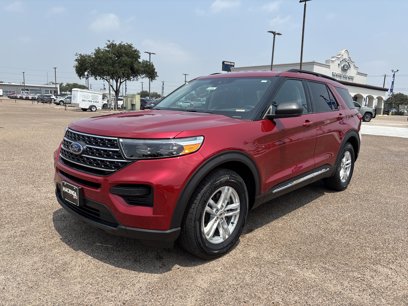 New 2024 Ford Explorer XLT