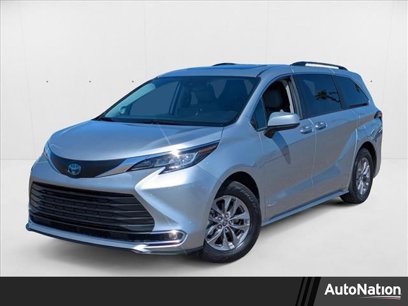 Used 2021 Toyota Sienna XLE w/ XLE Plus Package