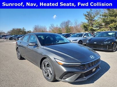 New 2025 Hyundai Elantra SEL