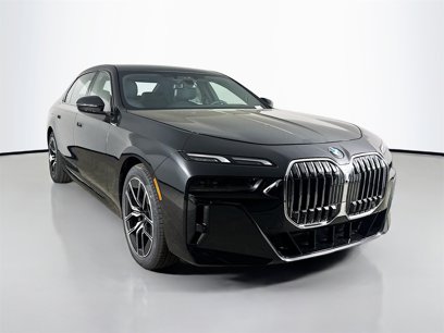New 2025 BMW 760i xDrive