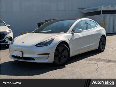 Used 2019 Tesla Model 3 Mid Range