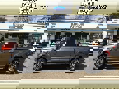 New 2025 Ford F150 XLT w/ Equipment Group 302A MID
