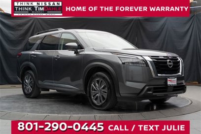 Used 2024 Nissan Pathfinder SV