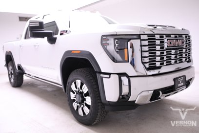 New 2025 GMC Sierra 2500 Denali