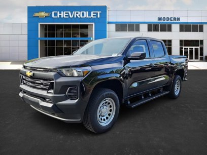 New 2025 Chevrolet Colorado W/T w/ WT Convenience Package II