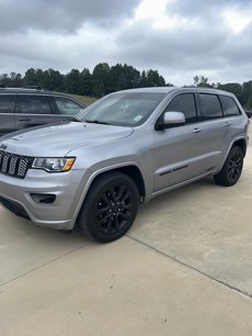 Used 2018 Jeep Grand Cherokee Altitude