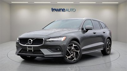 Used 2021 Volvo V60 T5 Cross Country