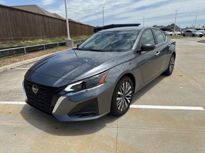 Used 2024 Nissan Altima 2.5 SV