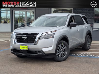 New 2025 Nissan Pathfinder S