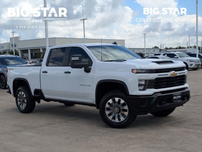Used 2025 Chevrolet Silverado 2500 Custom w/ Custom Value Package