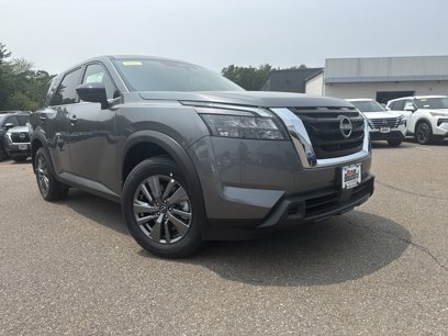 New 2025 Nissan Pathfinder S