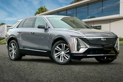 New 2025 Cadillac Lyriq Luxury