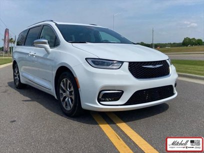 Certified 2024 Chrysler Pacifica Pinnacle
