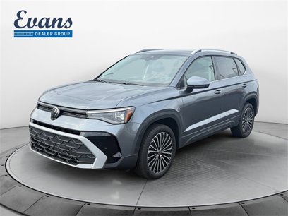 Certified 2025 Volkswagen Taos SE