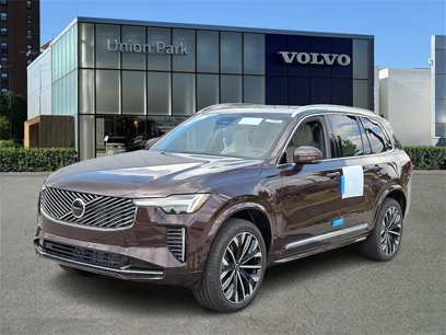 New 2026 Volvo XC90 B6 Core