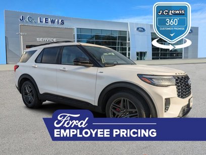New 2025 Ford Explorer ST-Line w/ Premium Package