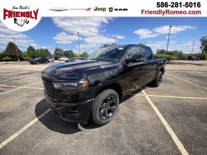 New 2025 RAM 1500 4x4 Crew Cab