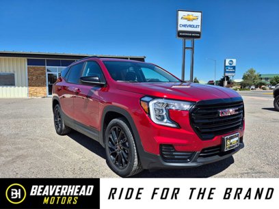 Used 2024 GMC Terrain SLE w/ Driver Convenience Package