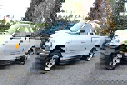 Used 2000 Ford F150 XLT
