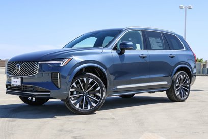 New 2025 Volvo XC90 B5 Plus w/ Protection Package Premier