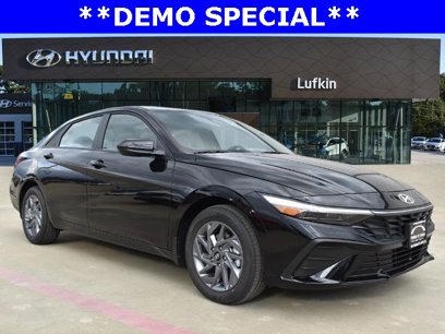 New 2024 Hyundai Elantra Blue