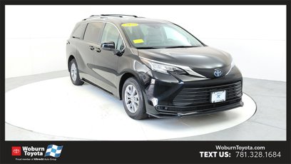 Certified 2022 Toyota Sienna LE