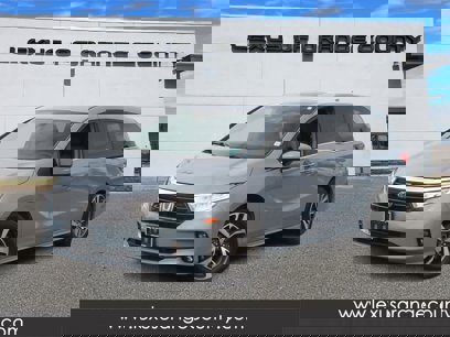 Used 2023 Honda Odyssey Touring