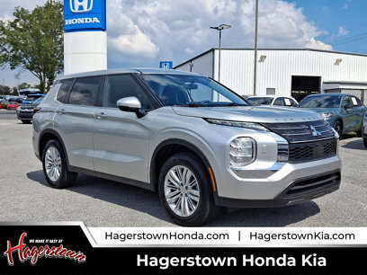 Used 2022 Mitsubishi Outlander ES